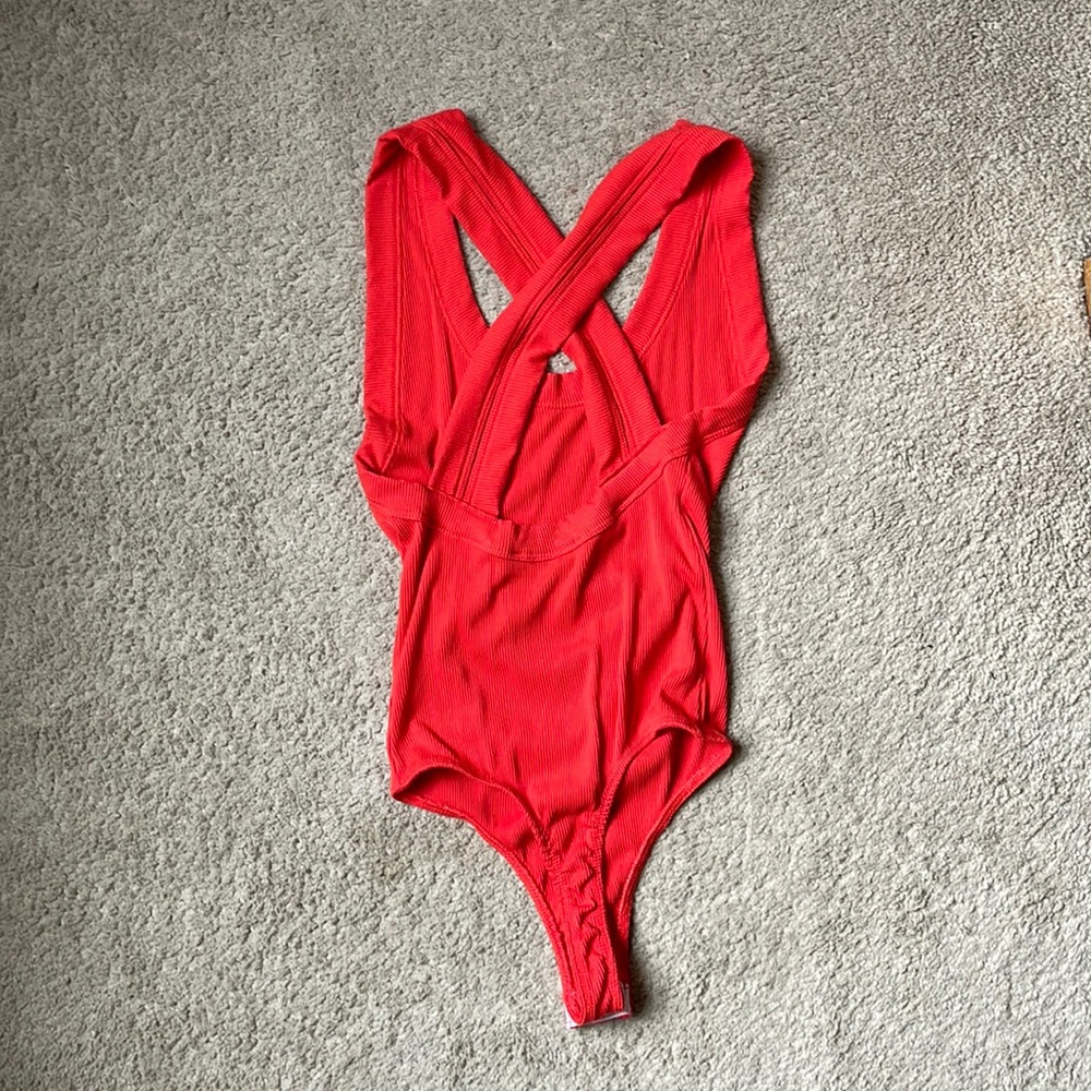 Lulus Red Ribbed Scoop Neck Bodysuit - Size XS